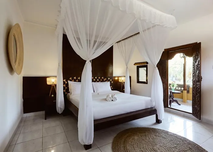 Hotel Outpost Nyuh Kuning 3*